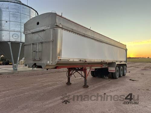 caption 1998 LUSTY EMS 34' TIPPER