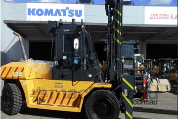   Komatsu Forklift FD135-8 4.5M FV