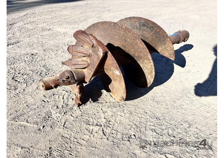 Auger and Extension Attachments (Unreserved)