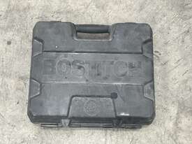 Bostitch N62FN Magnesium Pneumatic Angled Finish Nailer - picture0' - Click to enlarge