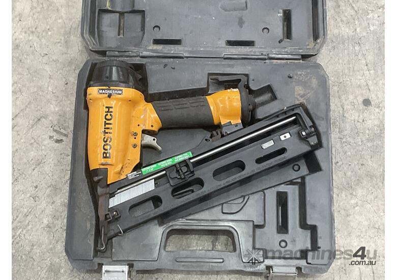 caption Bostitch N62FN Magnesium Pneumatic Angled Finish Nailer
