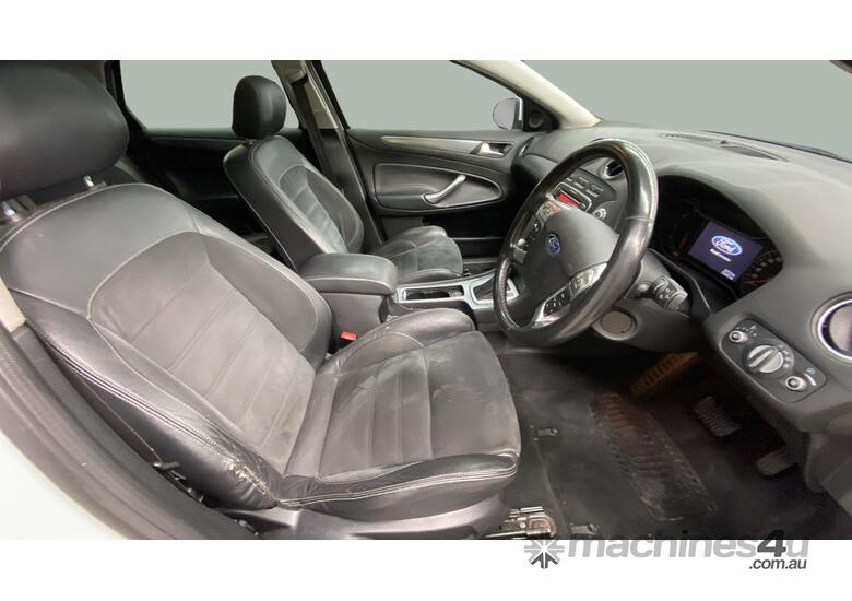 caption 2010 Ford Mondeo Titanium Hatch T/Diesel (Auto)