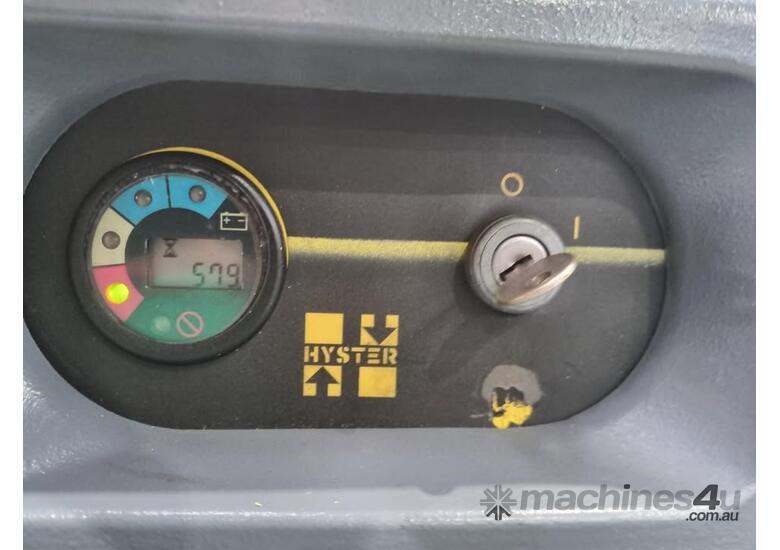 Hyster W30ZA2 Electric Walkie Stacker – Only 579 Hours