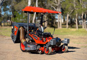 Kubota ZD1211 Zero Turn Lawn Equipment