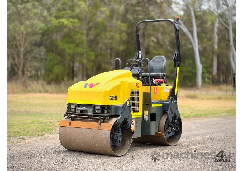 Wacker Neuson RD27-120 Vibrating Roller Roller/Compacting