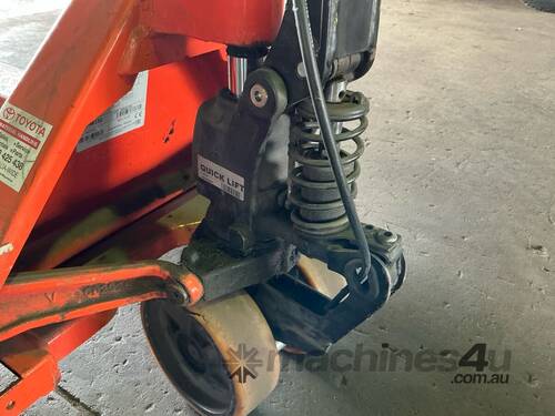 12/2021, Toyota, LHM230, Manual Pallet Jack