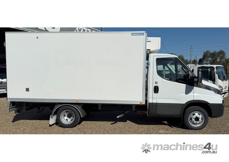 2020 IVECO DAILY 45-170 FRIDGE TRUCK