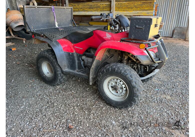TRX250 HONDA QUAD