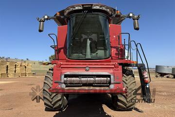 2017 CASE IH 8240 HEADER + 2 x FRONTS + TRAILERS