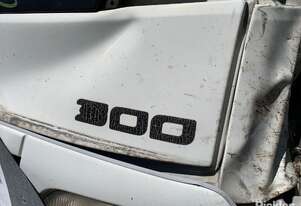 2008 Hino 300 616 Curtainsider