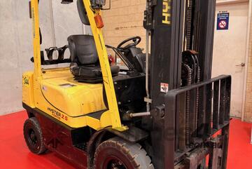 HYSTER H2.5TX LPG FORKLIFT / SIDESHIFT / CONTAINER MAST / 4.6M LIFT /SOLID TYRES / LOW HOURS