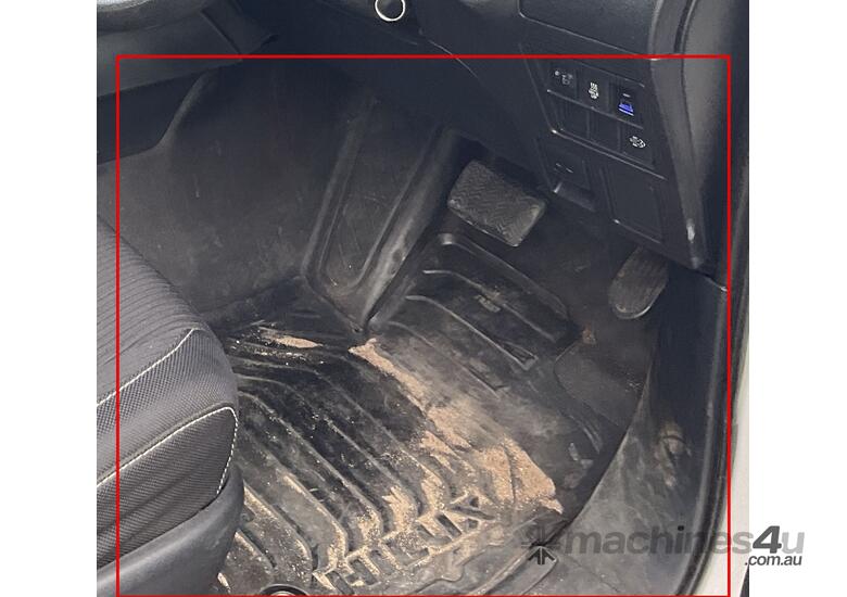 2022 Toyota Hilux SR Diesel