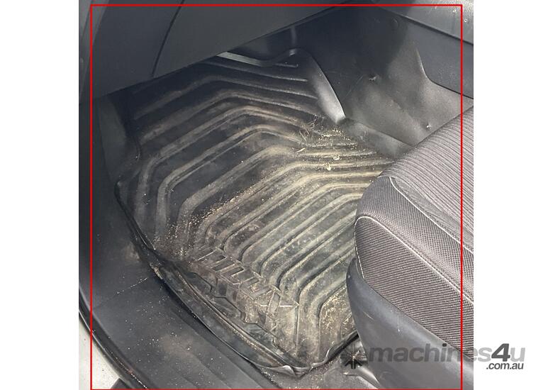 2022 Toyota Hilux SR Diesel