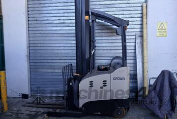 2017 Crown RM 6000 Reach Truck (electric forklift) Electric (located in Mornington TAS)