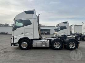 Volvo FH16 Globetrotter - picture2' - Click to enlarge