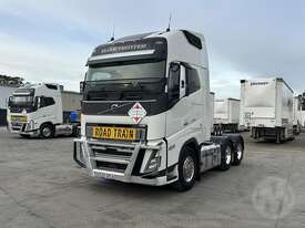 Volvo FH16 Globetrotter - picture1' - Click to enlarge