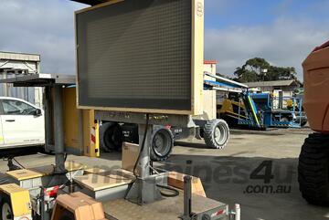 2017 Data Signs 5 Colour VMS Board