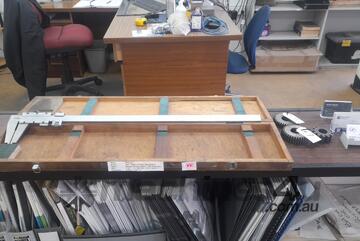 Mitutoyo   Vernier Caliper