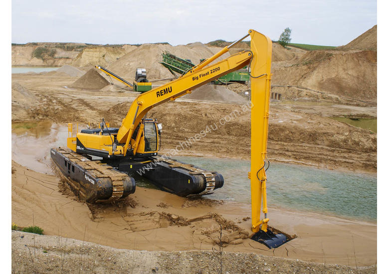 New remu BIG FLOAT 720 Tonne Excavator in , Listed on Machines4u
