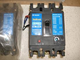 Circuit breaker 250A 3P - picture0' - Click to enlarge