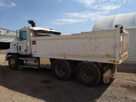 Mack CHR Tipper - picture1' - Click to enlarge