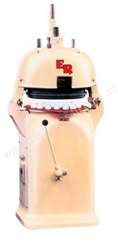 caption Erika Record Bun Divider Rounder