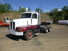 Kenworth T400 Primemover Truck - picture0' - Click to enlarge