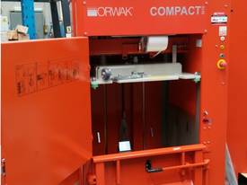 ORWAK 3210 FASTEST CARDBOARD BALER IN THE WORLD - picture2' - Click to enlarge