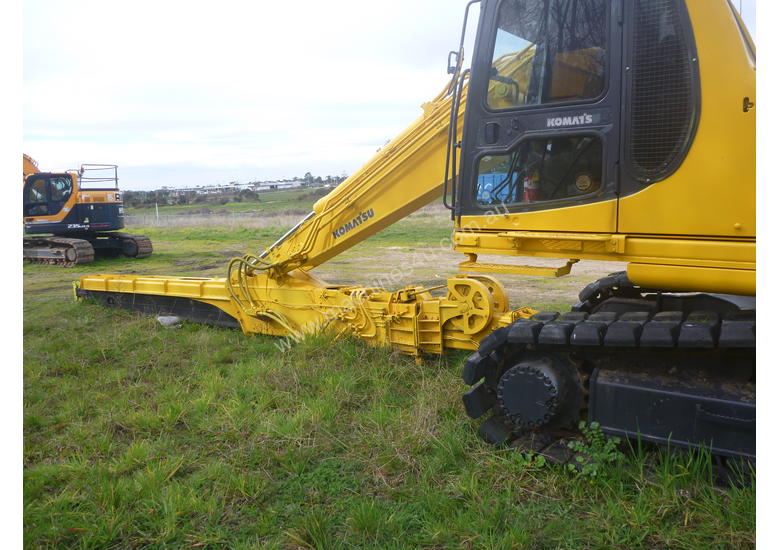 caption Komatsu PC200 SC-6 Clam shell