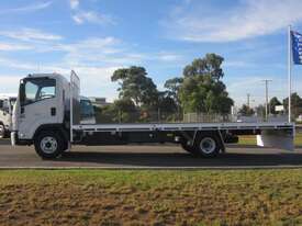 Isuzu FRR500 Tray Truck - picture2' - Click to enlarge