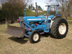 Ford 5000 2WD Tractor - picture0' - Click to enlarge