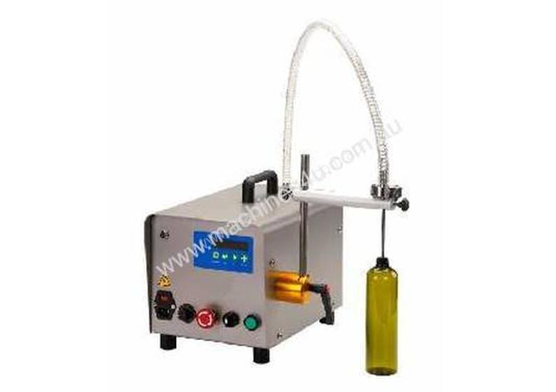 caption Gear Pump Filler (Benchtop)