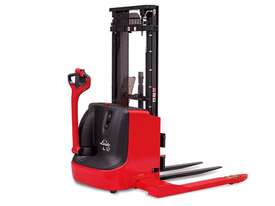 Linde Series 1172 L10B-L12AS Electric Pallet Stackers - picture0' - Click to enlarge
