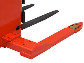 Linde Series 1172 L10B-L12AS Electric Pallet Stackers - picture1' - Click to enlarge