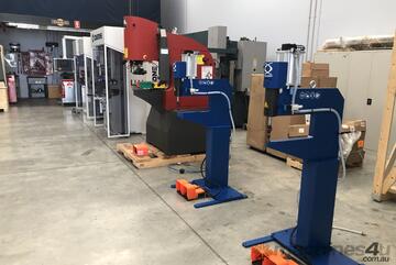 BOLLHOFF Clinching Press