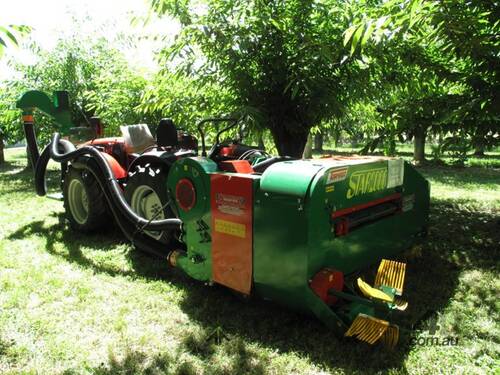 CHESTNUT HARVESTER