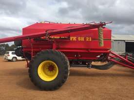 Seed Hawk SH2440 Air Seeder Complete Single Brand Seeding/Planting Equip - picture1' - Click to enlarge