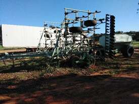 Forward 270 Seeder Bar Seeding/Planting Equip - picture0' - Click to enlarge