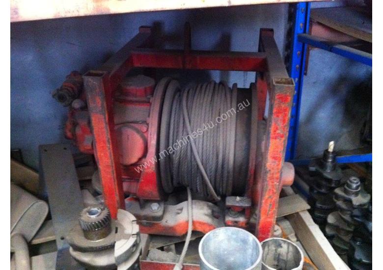 caption Winches, Pneumatic.