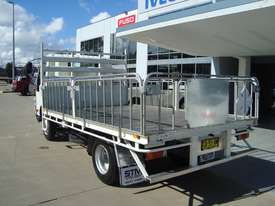 Hino  Tray Truck - picture2' - Click to enlarge