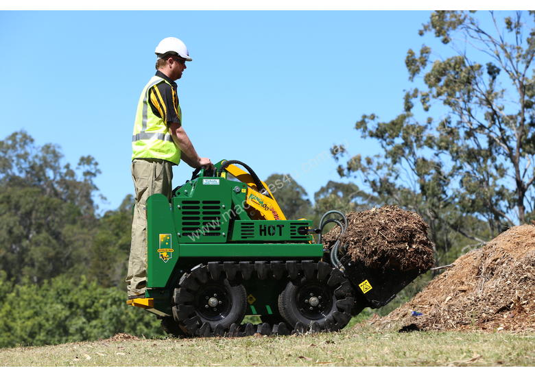 caption KANGA DT725 7 SERIES DIESEL MINI LOADER