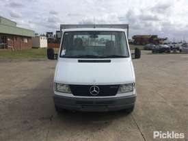 2000 Mercedes Benz Sprinter - picture1' - Click to enlarge