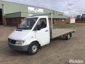 2000 Mercedes Benz Sprinter - picture2' - Click to enlarge