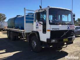 1999 Volvo FL6 - picture0' - Click to enlarge