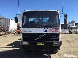 1999 Volvo FL6 - picture1' - Click to enlarge