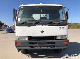 1998 Nissan UD PKC310 - picture1' - Click to enlarge