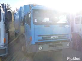 2004 Iveco Acco 2350G - picture0' - Click to enlarge