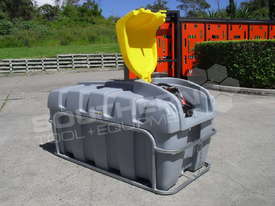 800L Diesel Fuel Tank 12V Italian pump TFPOLYDD - picture0' - Click to enlarge