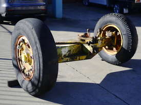 Steer Axle for Clark 10T - 12T - picture2' - Click to enlarge