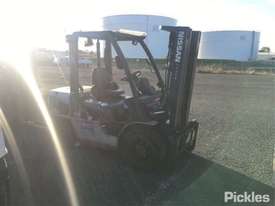 2012 Nissan YG1F2A35U - picture0' - Click to enlarge